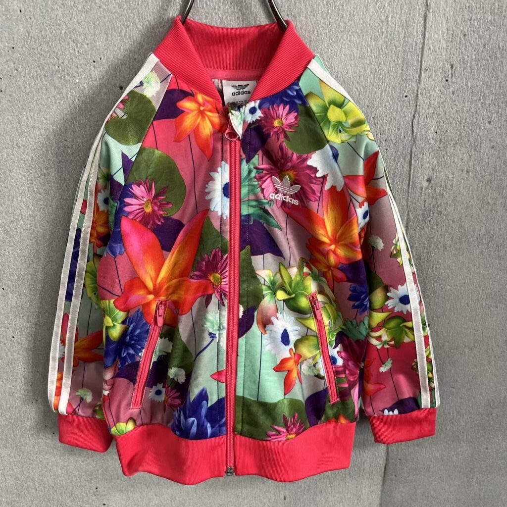 【希少】アディダス トラックジャケット セットアップ 花柄 スリー ストライプ adidas originals アディダス オリジナルスレディース 綺麗な花